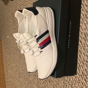 Tommy Hilfiger brand new white sneakers